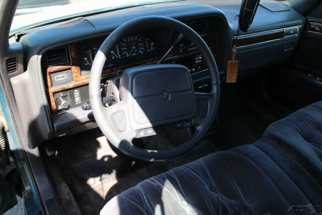 1993 Chrysler New Yorker Salon - photo 12