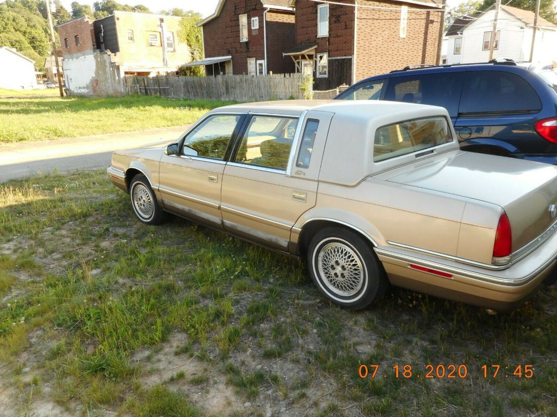 1993 Chrysler New Yorker FIFTH AVENUE - photo 4