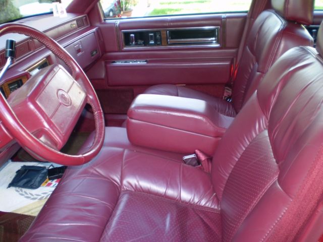 1993 Cadillac DeVille 4 door sedan - photo 11