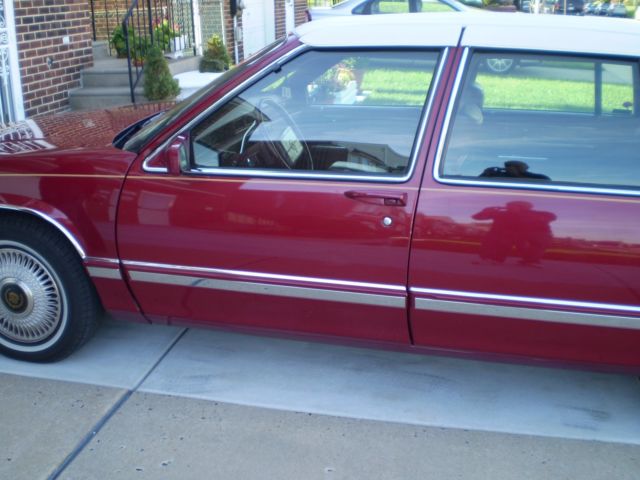 1993 Cadillac DeVille 4 door sedan - photo 3