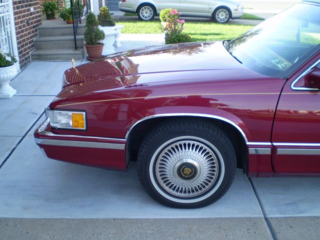 1993 Cadillac DeVille 4 door sedan - photo 4