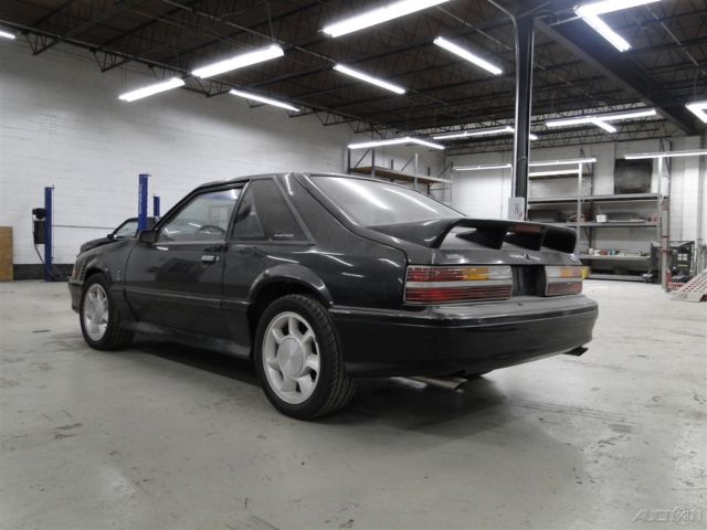 1993 Ford Mustang Cobra - photo 2