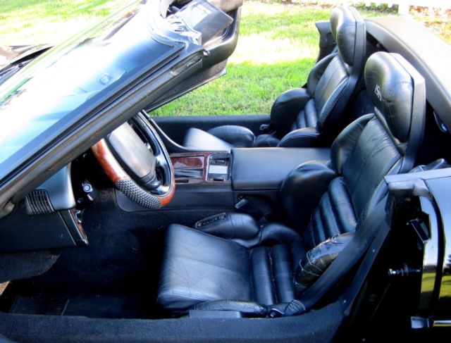 1993 Chevrolet Corvette C-4 Convertible - photo 11