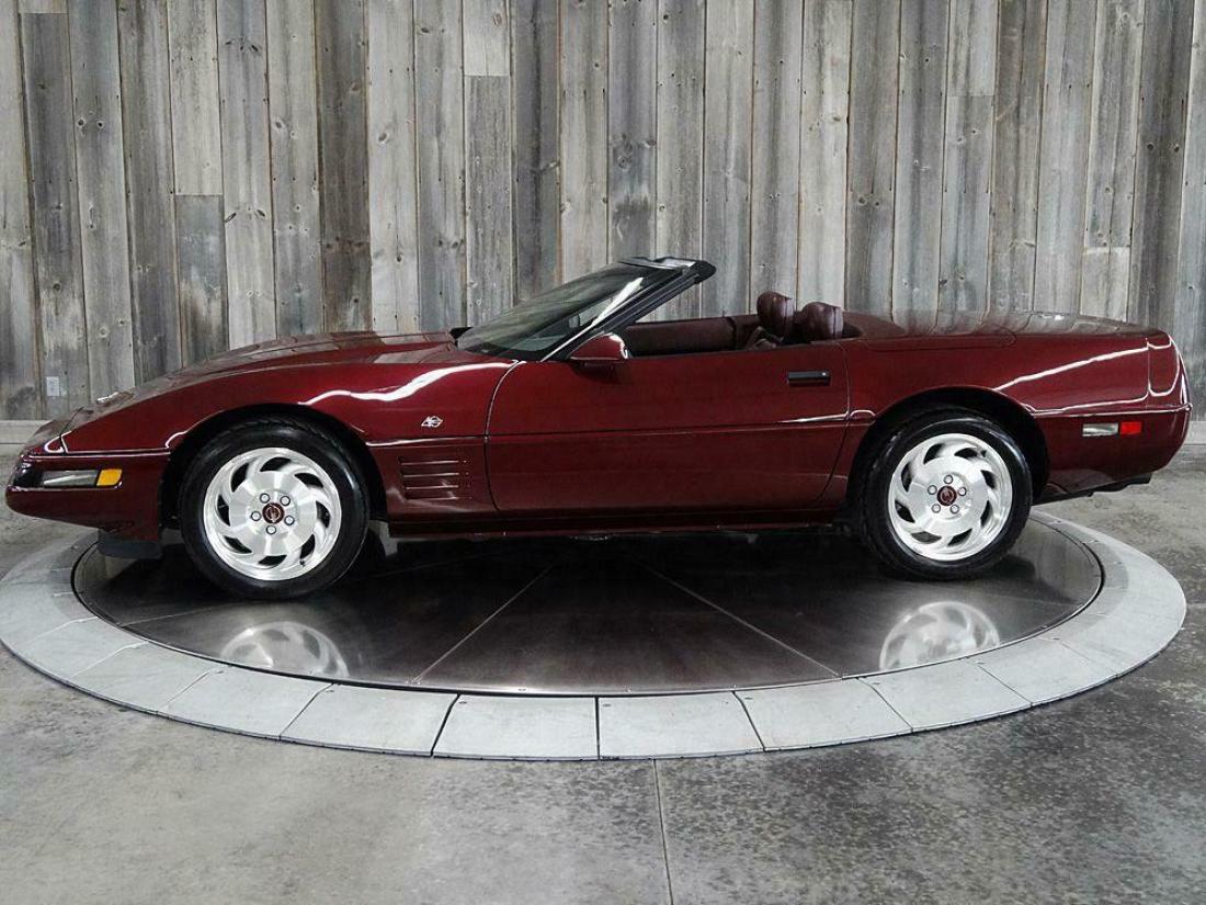 1993 CORVETTE 40th Anniversary Convertible 40th Ann. Only 933 Original Miles Aut 1993 Chevrolet Corvette 40th Anniversary Convertible 40th Ann.