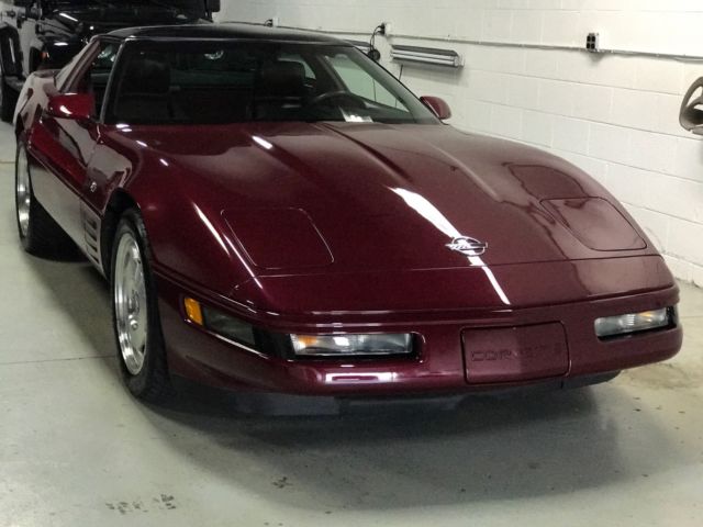 1993 Chevrolet Corvette True 40TH Anniversary Edition 16,000 1 owner miles - photo 3