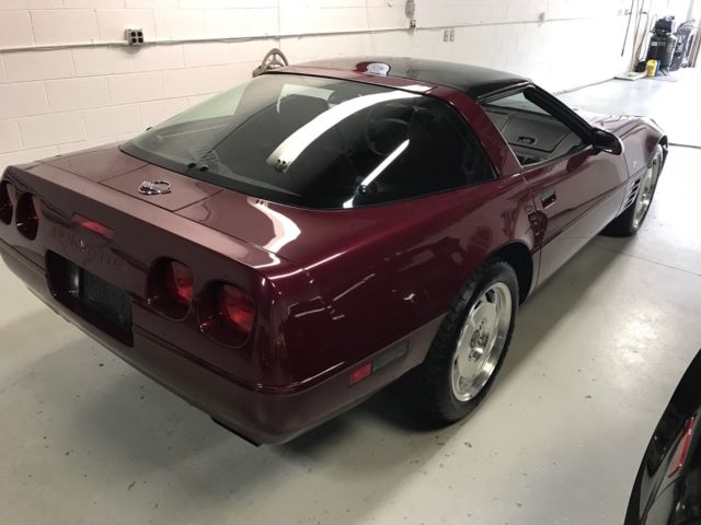 1993 Chevrolet Corvette True 40TH Anniversary Edition 16,000 1 owner miles - photo 4