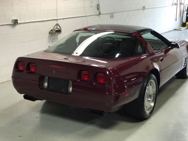 1993 Chevrolet Corvette True 40TH Anniversary Edition 16,000 1 owner miles - photo 5