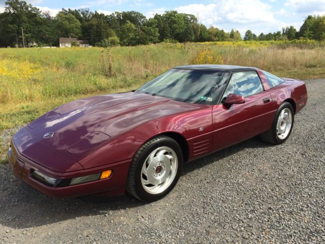 1993 Corvette 40th Anniversary Edition*17k Original Miles*1 Owner*$17995/Offer 1993 Chevrolet Corvette Corvette Coupe 40th Anniversary Edition*17k Mile