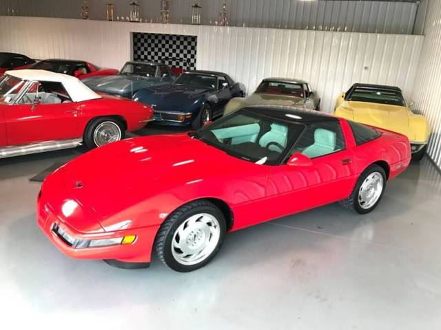 1993 Corvette Coupe *25kOrigMiles*AllOrigDocs*Loaded*1FamilyOwned*6spd*RARE-Z07* 1993 Chevrolet Corvette Base 2dr Hatchback
