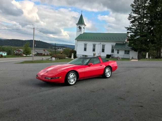 1993 Chevrolet Corvette Base 2dr Hatchback - photo 3