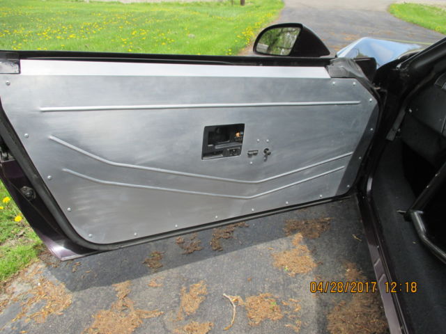 1993 Chevrolet Corvette Coupe with removable glass top - photo 4