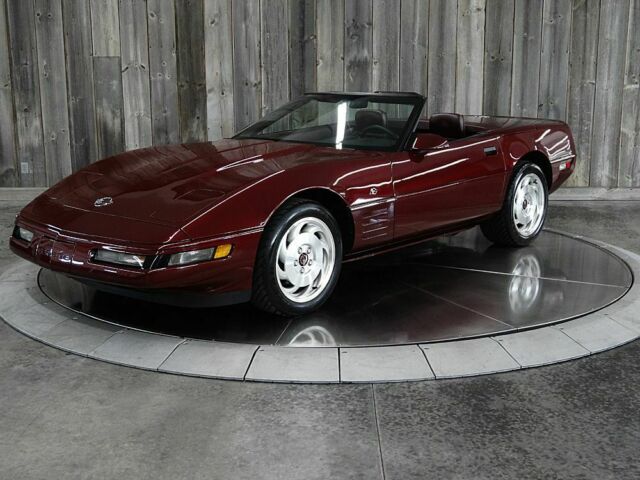 1993 Chevrolet Corvette Only 933 Original Miles. Convertible 40th Ann. - photo 2