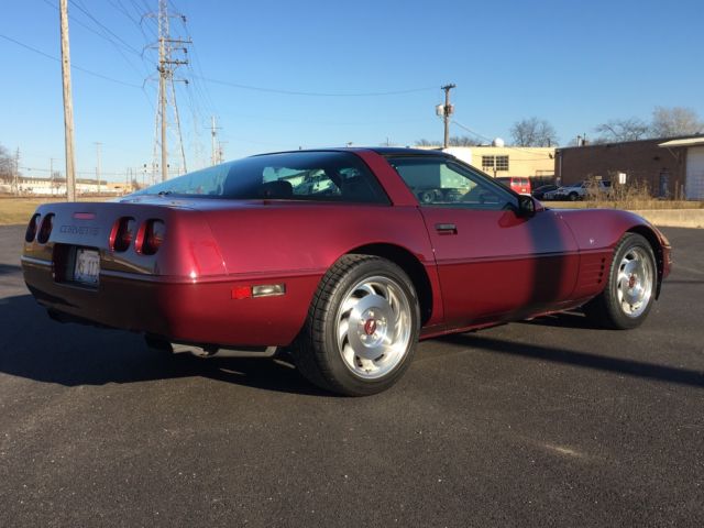 1993 Chevrolet Corvette 40th Anniversary Coupe - photo 6
