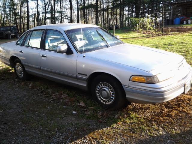 1993 CROWN VICTORIA 93 4 DR SEDAN CROWN VIC 1993 Ford Crown Victoria