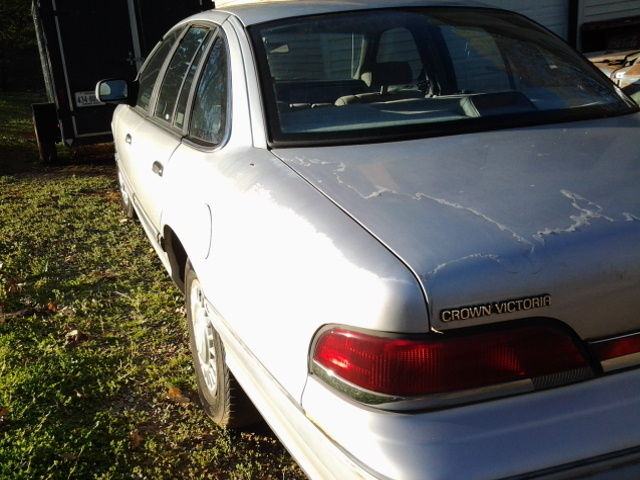1993 Ford Crown Victoria - photo 2