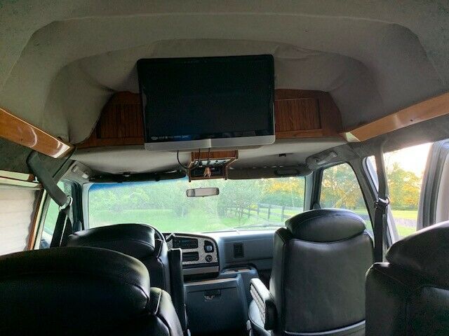 1993 Ford E-Series Van - photo 6