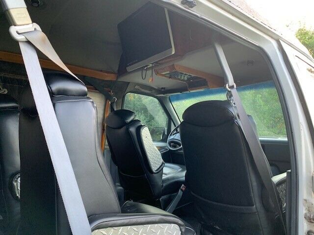 1993 Ford E-Series Van - photo 7