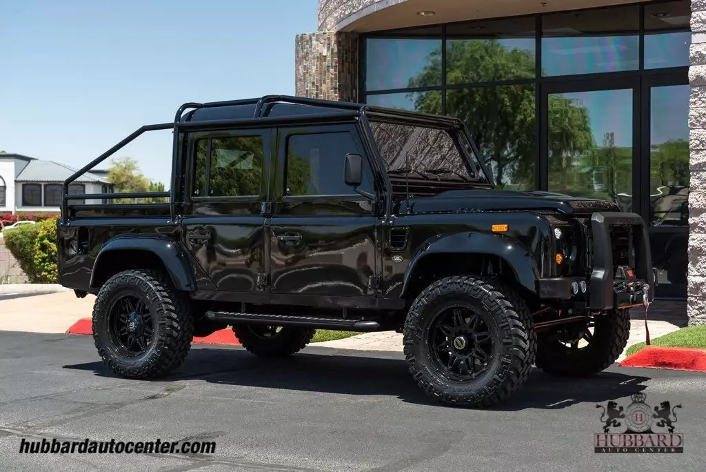 1993 Custom Land Rover Defender 110 Pickup - 6.2L LS3 Engine - 18 1993 Land Rover Defender 110 Pickup