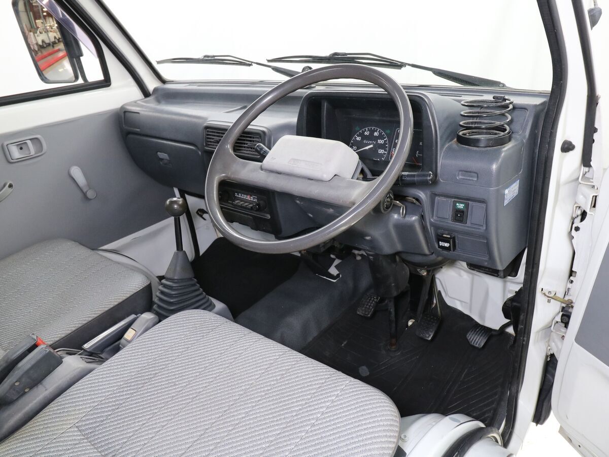 1993 Daihatsu HiJet Climber Dump Bed - photo 11