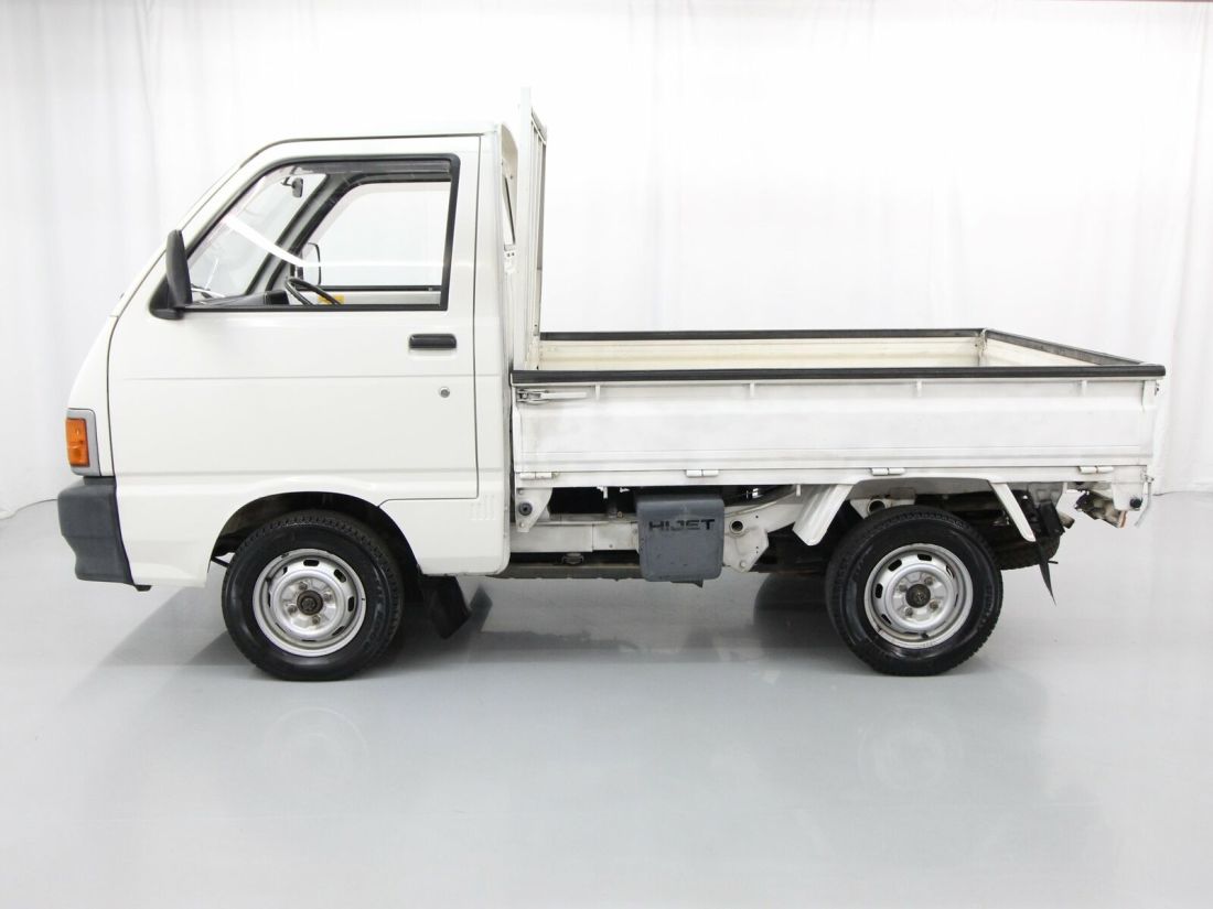1993 Daihatsu HiJet Dump Bed - photo 4