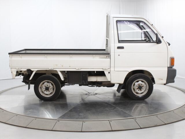1993 Daihatsu HiJet w A/C - photo 9