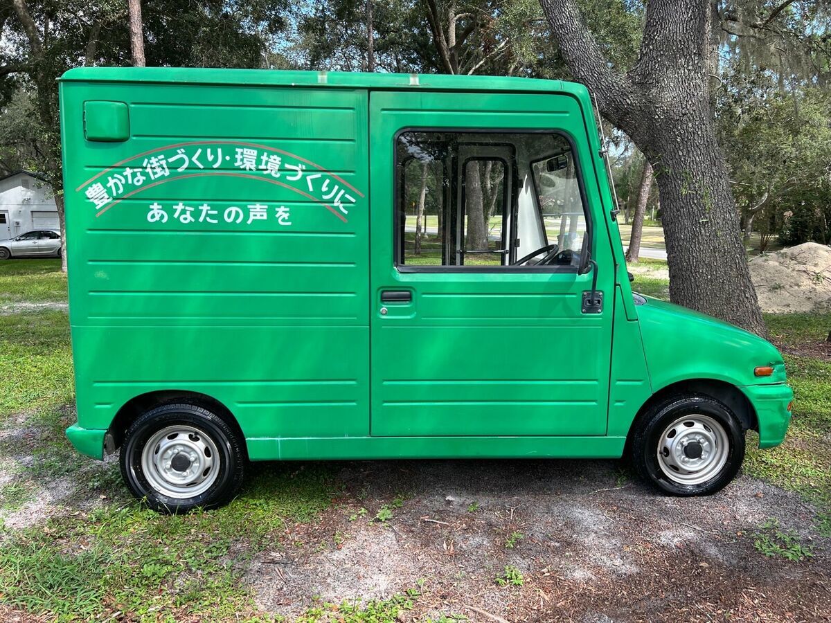 1993 Daihatsu Mira Walkthrough - photo 2