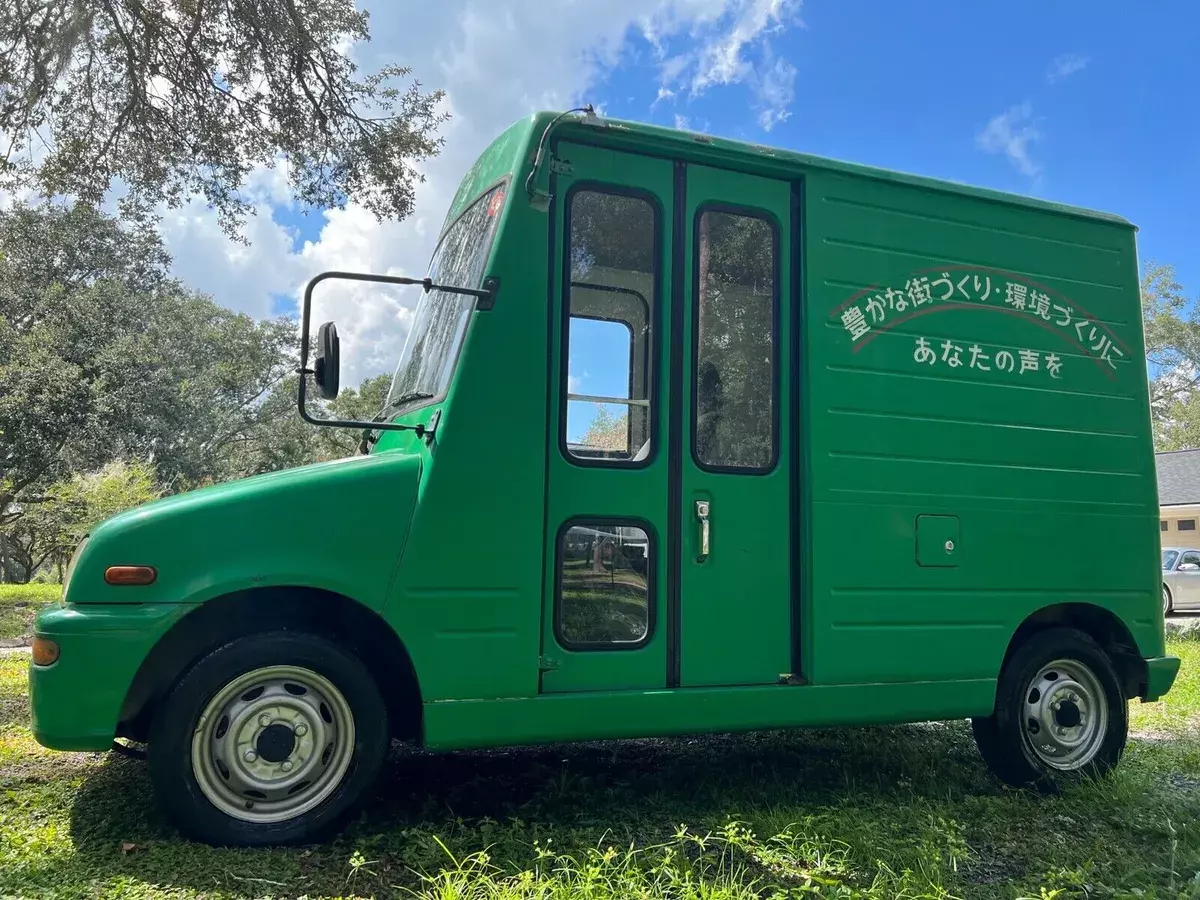 1993 Daihatsu Mira Van Green FWD Manual Walkthrough Van 1993 Daihatsu Mira Walkthrough Van