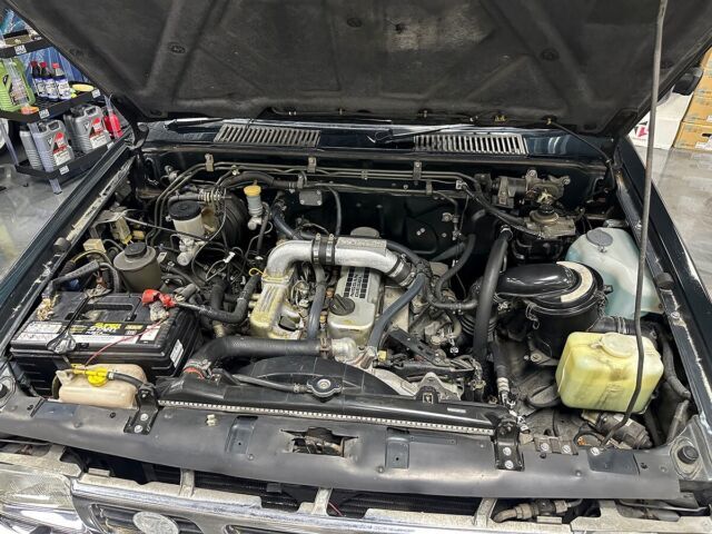 1900 Datsun JDM RHD Nissan D21 Crew Cab Turbo Diesel - photo 11