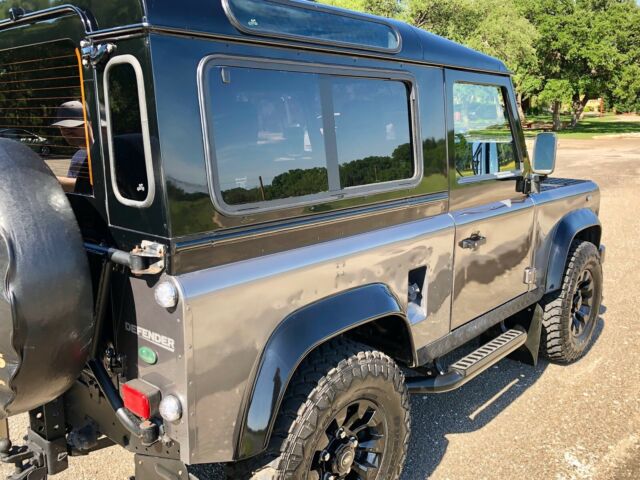 1993 Land Rover Defender Black - photo 5