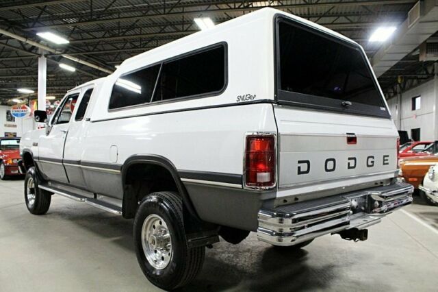 1993 Dodge Other Pickups -- - photo 3