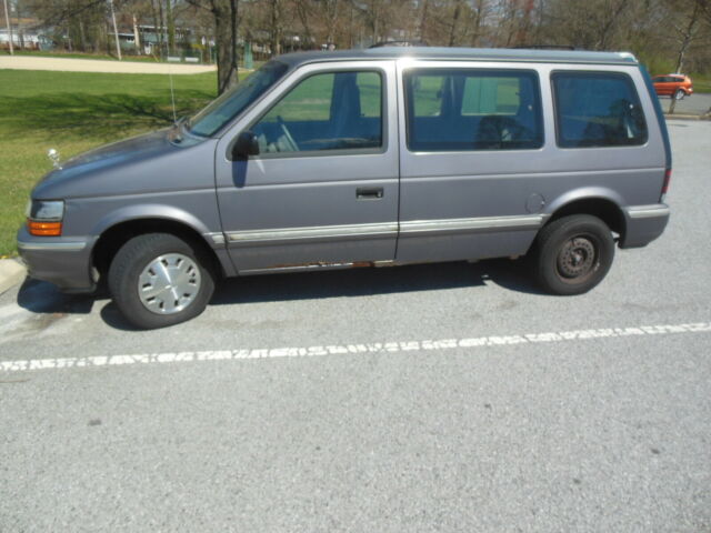1993 Dodge Caravan 2 Owner 108k Runs Great Minivan Van Chrysler 1993 Dodge Caravan Base