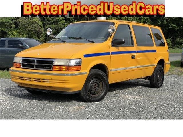 1993 Dodge Caravan SE- SUPER LOW MILES- Fleet Maintained 1993 Dodge Caravan SE