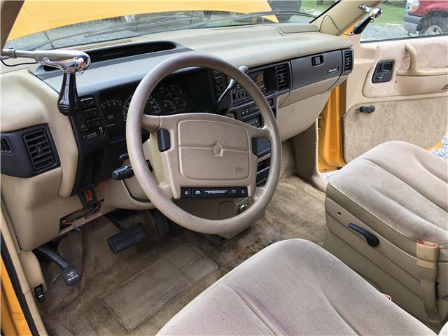 1993 Dodge Caravan SE - photo 3