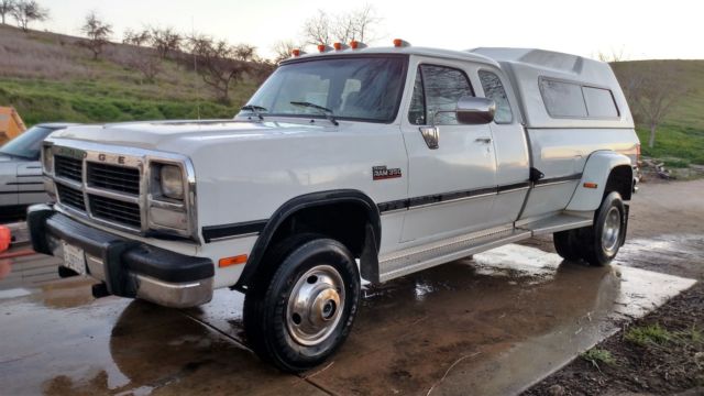 1993 Dodge Ram 3500 LE - photo 2