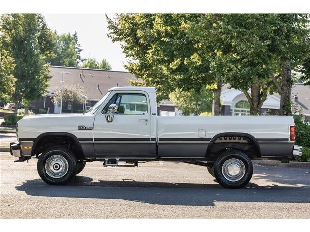1993 Dodge D250 & W250 Super LE Club Cab - photo 6