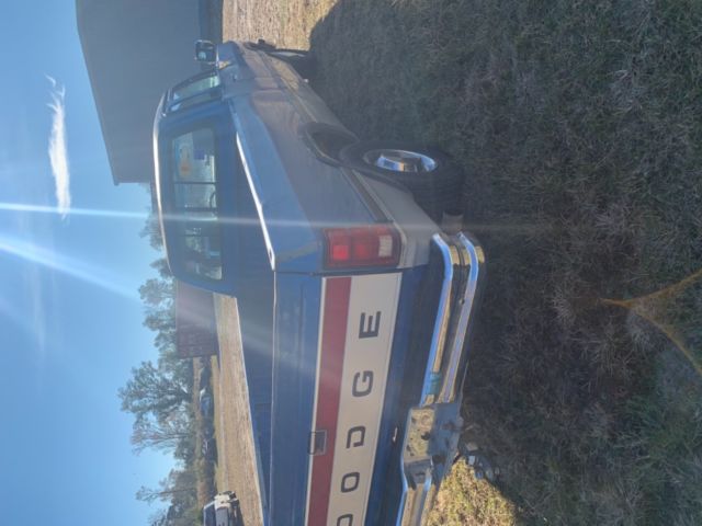 1993 Dodge Ram 2500 - photo 6