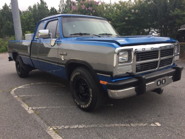 1993 Dodge Ram 2500 LE