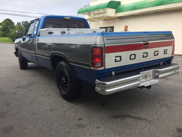 1993 Dodge Ram 2500 LE - photo 9