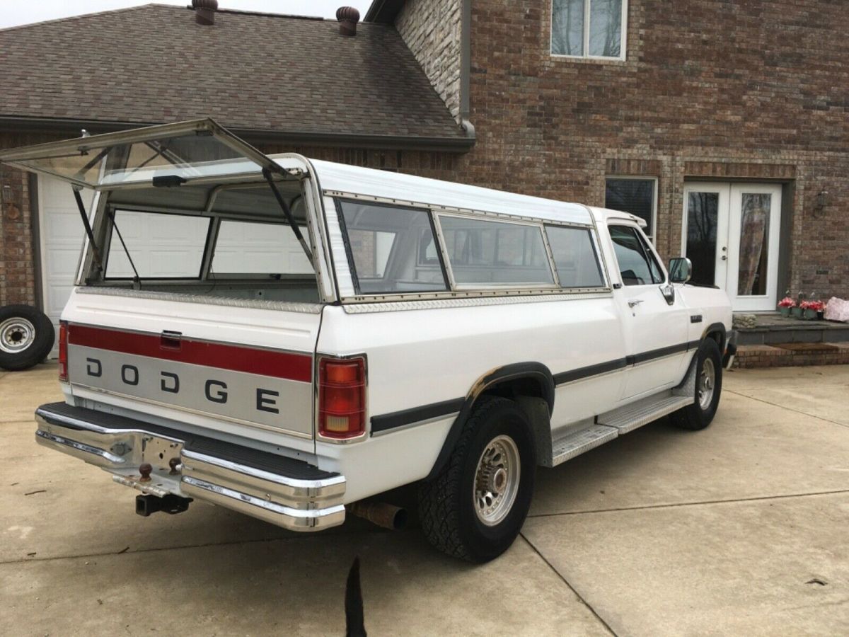 1993 Dodge Ram 2500 D250 LE - photo 6