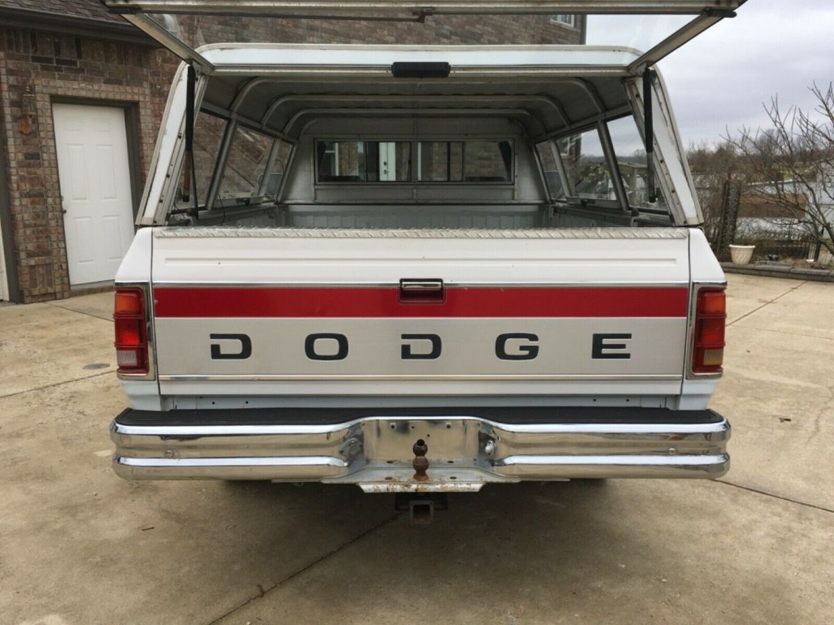 1993 Dodge Ram 2500 D250 LE - photo 7