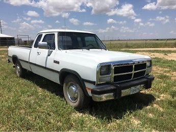 1993 Dodge Ram 2500 - photo 3