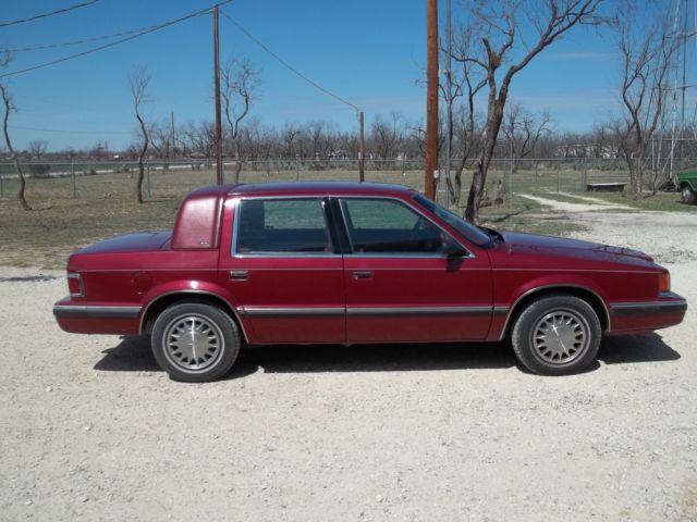 1993 Dodge Dynasty LE Brougham - photo 2