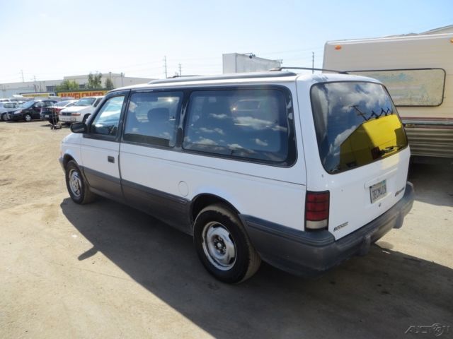 1993 Dodge Grand Caravan LE - photo 3