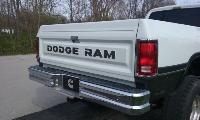 1993 Dodge Ram 2500 - photo 3