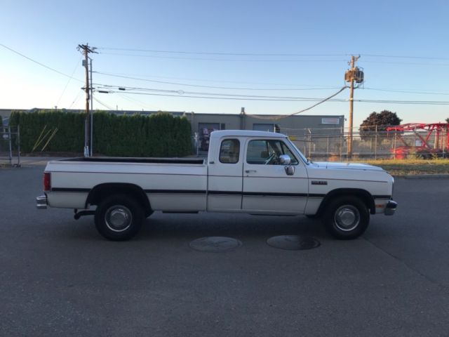 1993 Dodge Ram 2500 Extended cab 12 Valve 5.9 cummins Diesel - photo 5