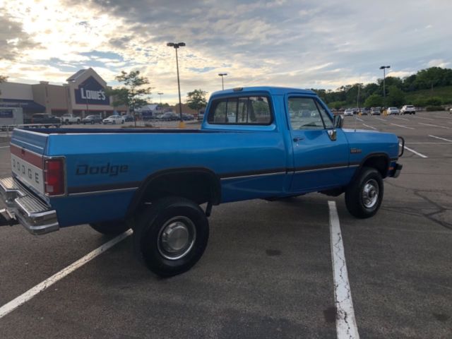 1993 Dodge Ram 2500 LE - photo 4