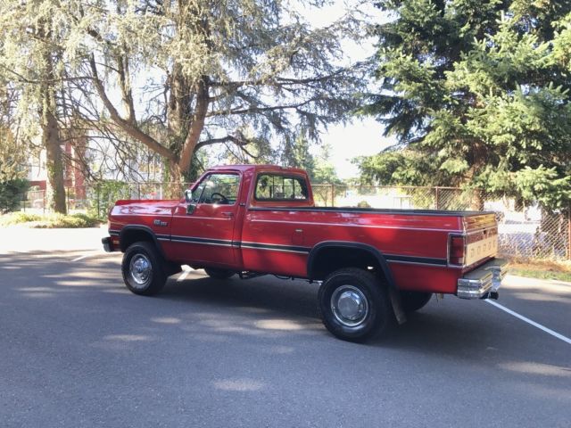 1993 Dodge Ram 2500 LE Power Ram 250 Regular Cab 4X4 Only 46,021 Miles - photo 4