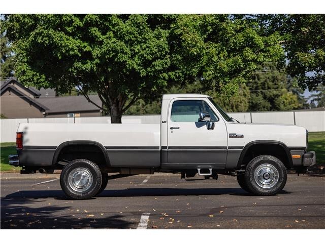 1993 Dodge Power Ram W250 Super LE - photo 11
