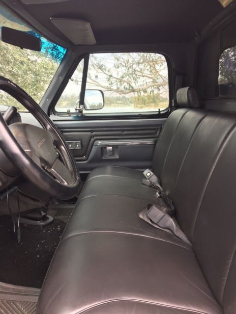 1993 Dodge Ram 2500 - photo 6