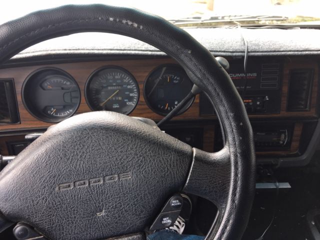 1993 Dodge Ram 2500 - photo 7